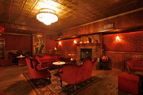 Interior de The Back Room (foto de Timeout)